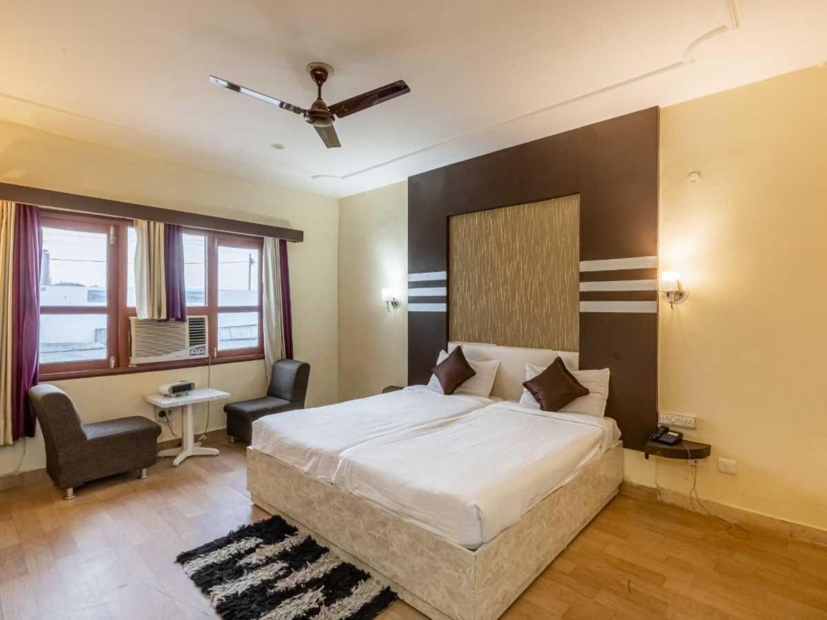 Hotel Mukund Madhav Royals Lucknow Exterior foto